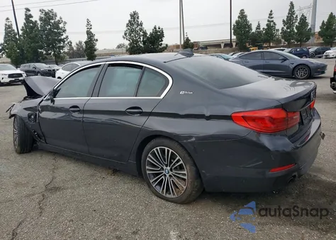 2019 BMW 530E из США, поврежденный, VIN WBAJA9C59KB391991
